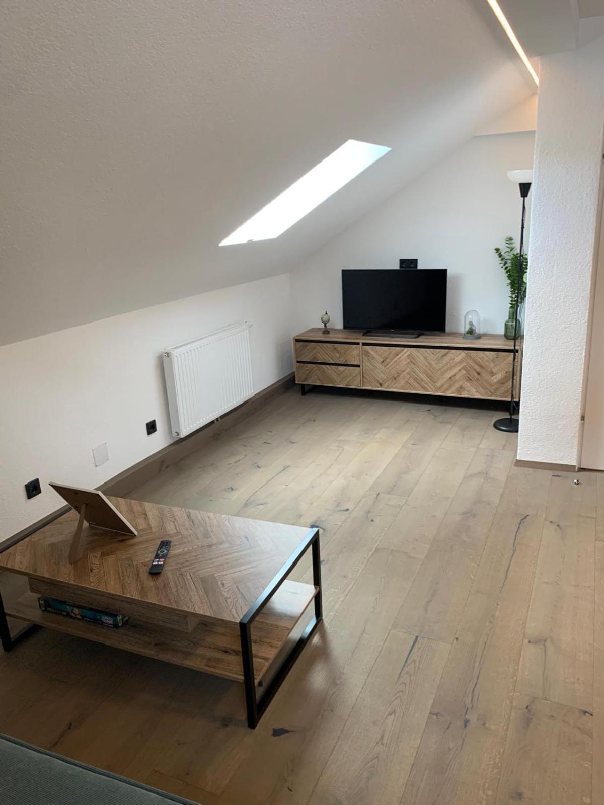 Idyllische In Zentrumsnaehe Mit Parkplatz 2 Apartment
