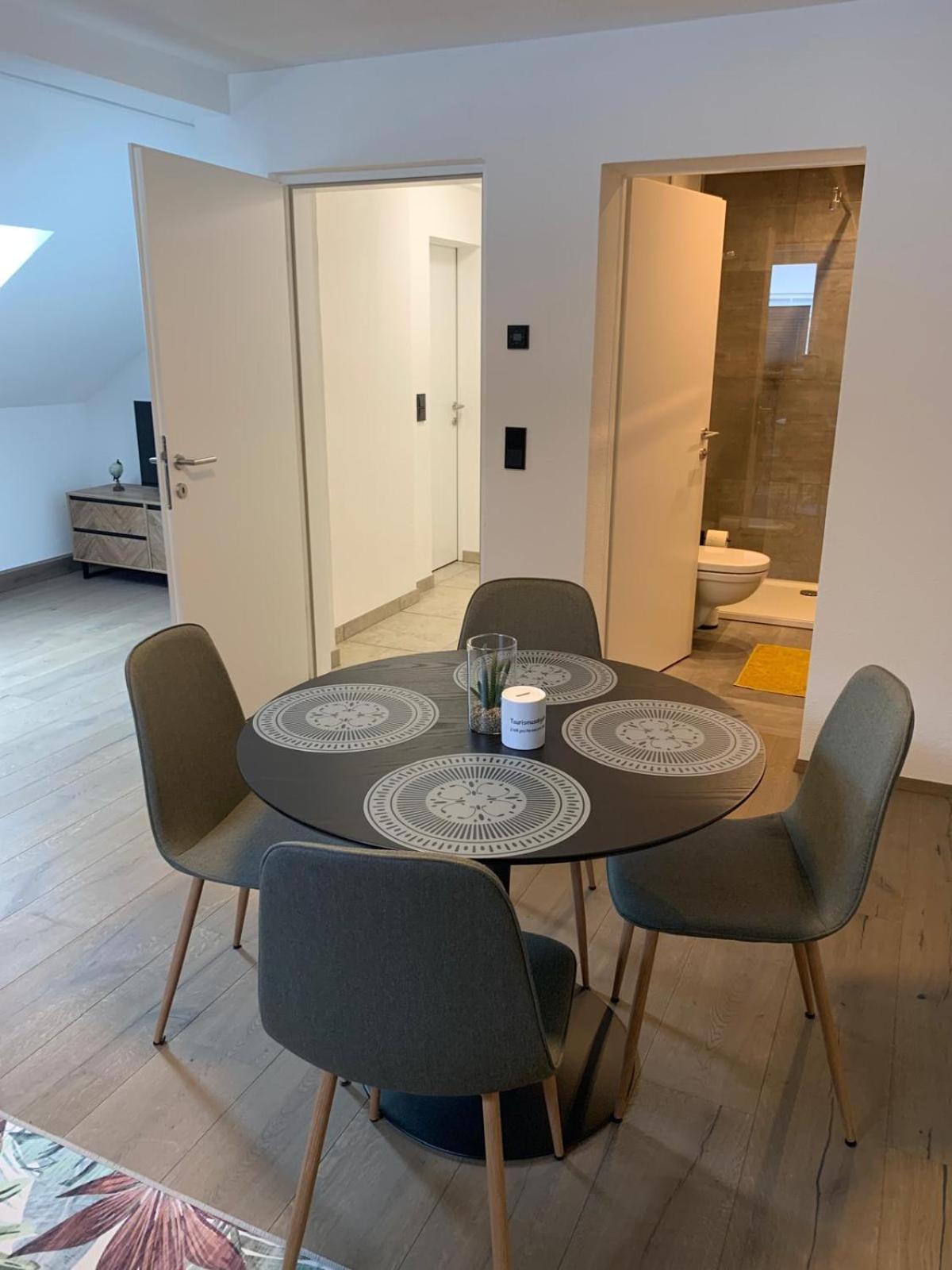Idyllische In Zentrumsnaehe Mit Parkplatz 2 Apartment